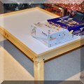 Y04. Large Nilo play table. 